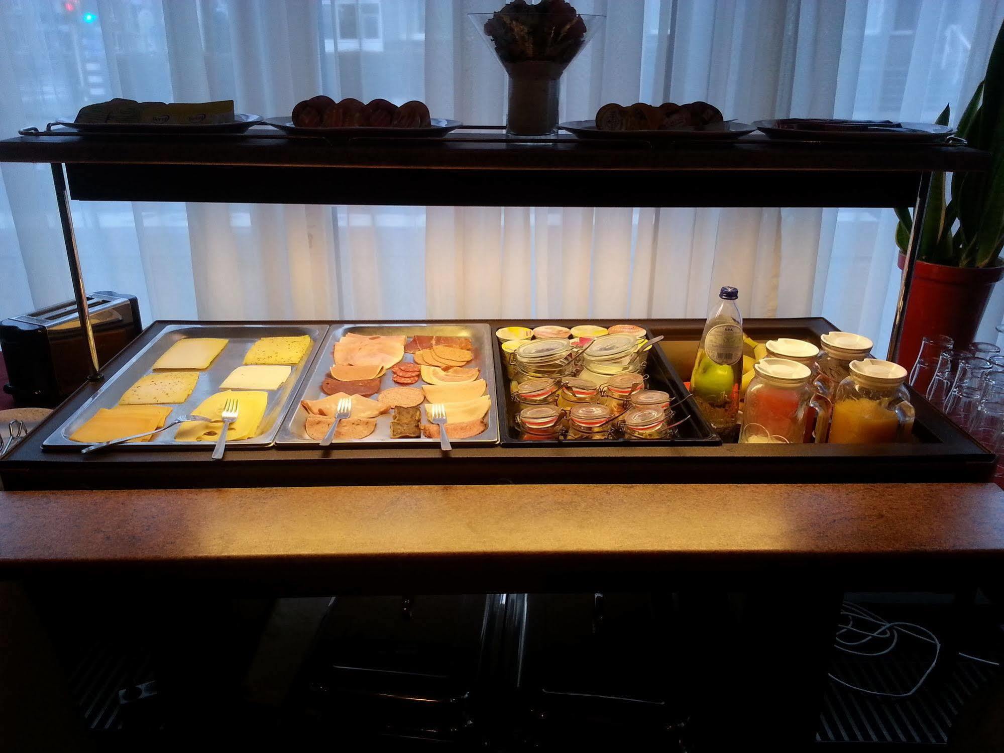Oranje Hotel Sittard Dış mekan fotoğraf